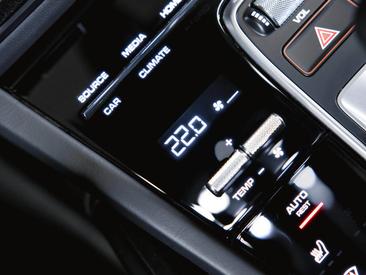 Porsche Cayenne III S Coupé — photo 40
