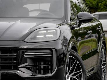 Porsche Cayenne III Turbo E-Hybrid — photo 8