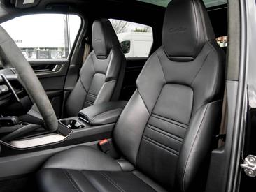 Porsche Cayenne III Turbo E-Hybrid — photo 12