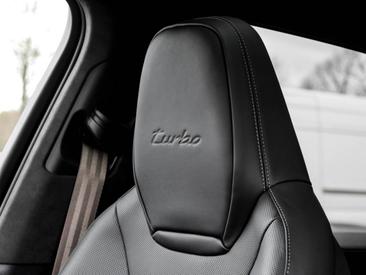 Porsche Cayenne III Turbo E-Hybrid — photo 17