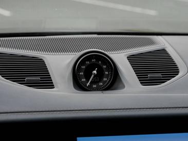 Porsche Cayenne III Turbo E-Hybrid — photo 21