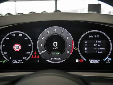 Porsche Cayenne III E-Hybrid Coupé — photo 19