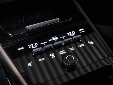 Porsche Cayenne III E-Hybrid Coupé — photo 27