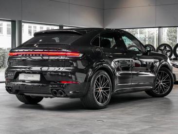Porsche Cayenne III E-Hybrid Coupé — photo 5