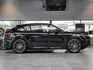 Porsche Cayenne III E-Hybrid Coupé — photo 6