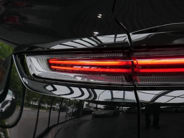 Porsche Cayenne III E-Hybrid Coupé — photo 12