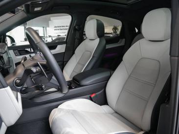 Porsche Cayenne III E-Hybrid Coupé — photo 14