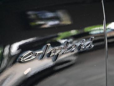 Porsche Cayenne III E-Hybrid Coupé — photo 27