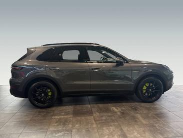 Porsche Cayenne III E-Hybrid — photo 8