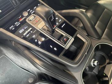 Porsche Cayenne III E-Hybrid — photo 24