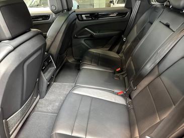 Porsche Cayenne III E-Hybrid — photo 28