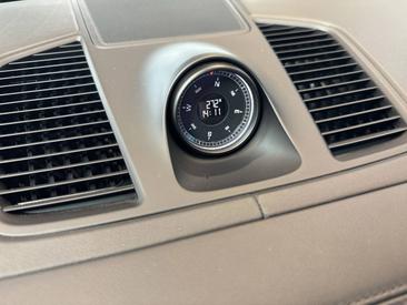 Porsche Cayenne III E-Hybrid — photo 33