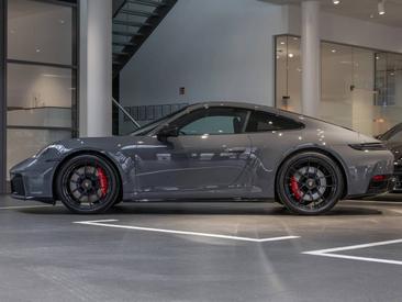 Porsche 992 II Carrera GTS — photo 2