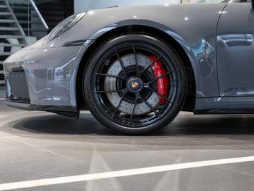 Porsche 992 II Carrera GTS — photo 9