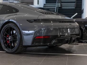 Porsche 992 II Carrera GTS — photo 11