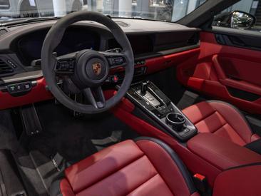 Porsche 992 II Carrera GTS — photo 15