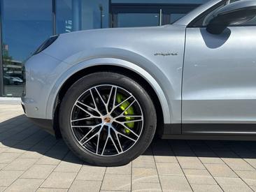 Porsche Cayenne III S E-Hybrid Coupé — photo 6