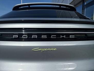 Porsche Cayenne III S E-Hybrid Coupé — photo 7