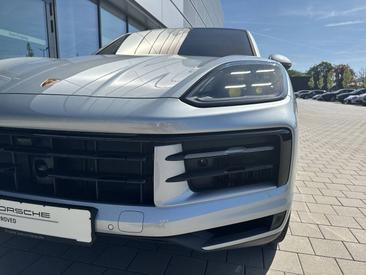 Porsche Cayenne III S E-Hybrid Coupé — photo 11