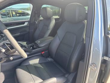 Porsche Cayenne III S E-Hybrid Coupé — photo 16