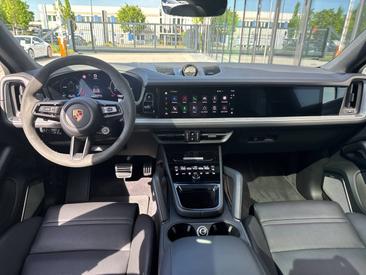 Porsche Cayenne III S E-Hybrid Coupé — photo 17