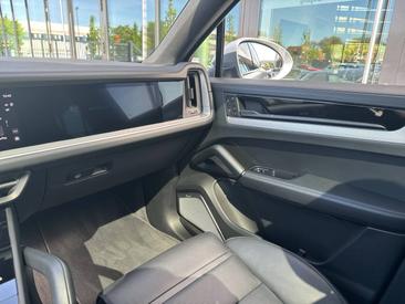 Porsche Cayenne III S E-Hybrid Coupé — photo 21