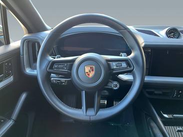Porsche Cayenne III S E-Hybrid Coupé — photo 9