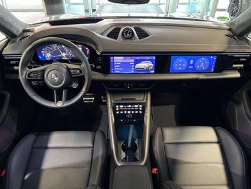 Porsche Macan Electrique Turbo — photo 9