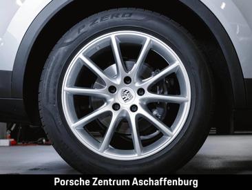 Porsche Cayenne III Coupé — photo 11