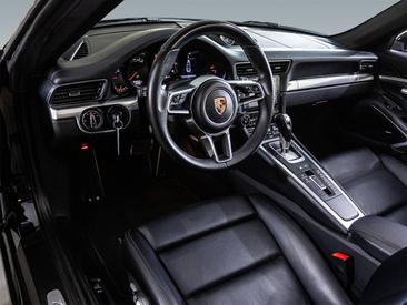 Porsche 991 II Targa 4S — photo 11