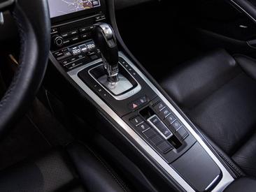 Porsche 991 II Targa 4S — photo 15