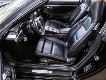 Porsche 991 II Targa 4S — photo 16