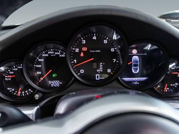 Porsche 991 II Targa 4S — photo 24