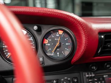 Porsche 993 Carrera Cabriolet — photo 29