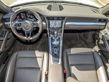 Porsche 991 II Carrera Cabriolet — photo 15