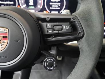 Porsche Cayenne III E-Hybrid Coupé — photo 18