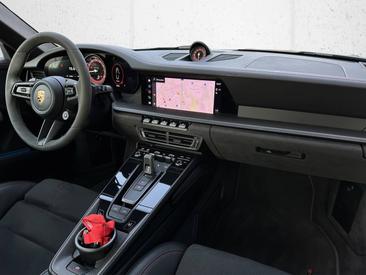 Porsche 992 I Targa 4 GTS — photo 14