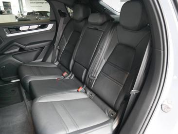 Porsche Cayenne III E-Hybrid Coupé — photo 23