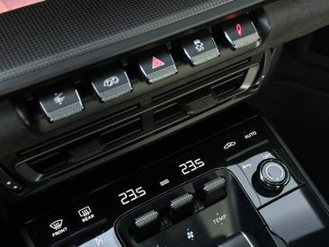 Porsche 992 I Targa 4 GTS — photo 16