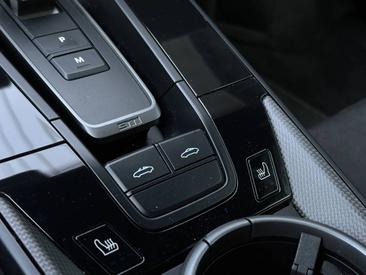 Porsche 992 I Targa 4 GTS — photo 17