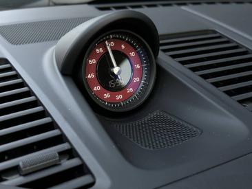 Porsche 992 I Targa 4 GTS — photo 18