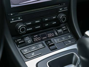 Porsche 991 II Targa 4 — photo 19