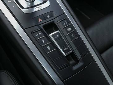 Porsche 991 II Targa 4 — photo 20