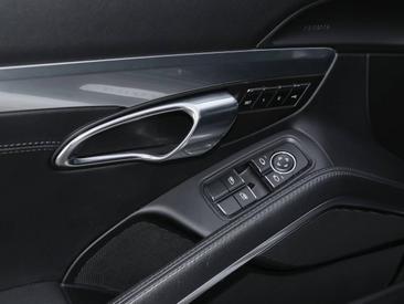 Porsche 991 II Targa 4 — photo 22