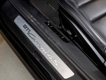 Porsche 992 I Carrera 4S Cabriolet — photo 29