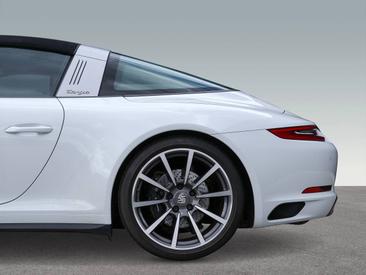 Porsche 991 II Targa 4 — photo 29