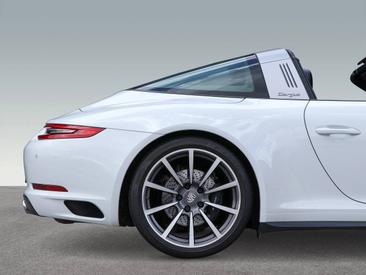 Porsche 991 II Targa 4 — photo 30