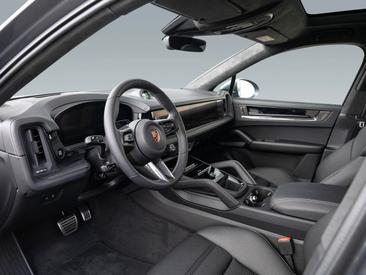 Porsche Cayenne III GTS Coupé — photo 14