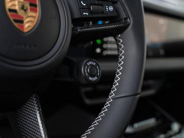 Porsche Cayenne III GTS Coupé — photo 24