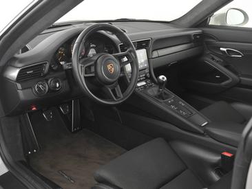 Porsche 991 II GT3 — photo 11
